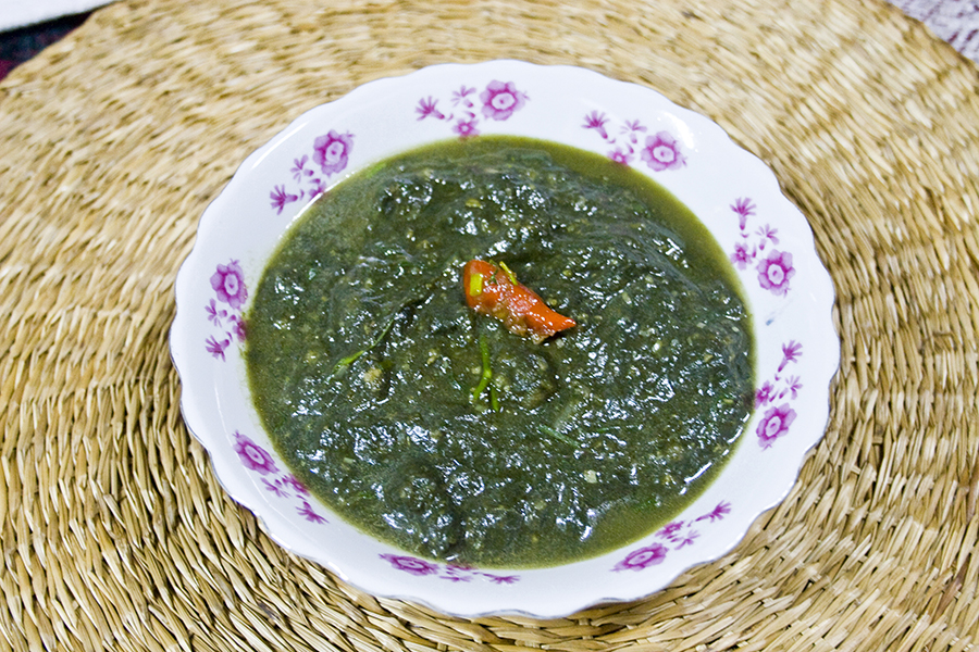 Cooked Khai Paen (river moss)
